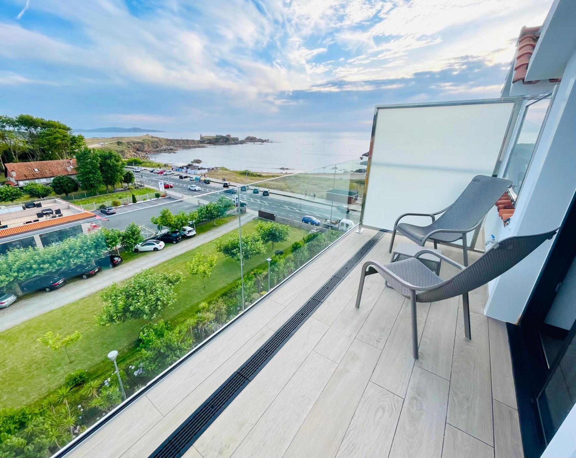 Hotel Delfin Azul Playa de la Lanzada ภายนอก รูปภาพ