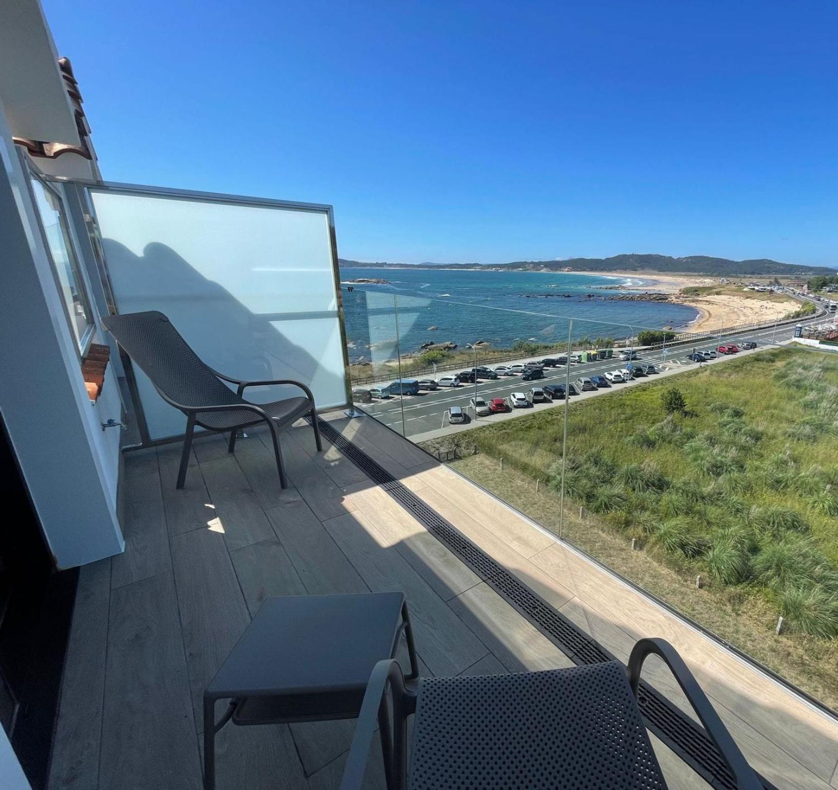 Hotel Delfin Azul Playa de la Lanzada ภายนอก รูปภาพ