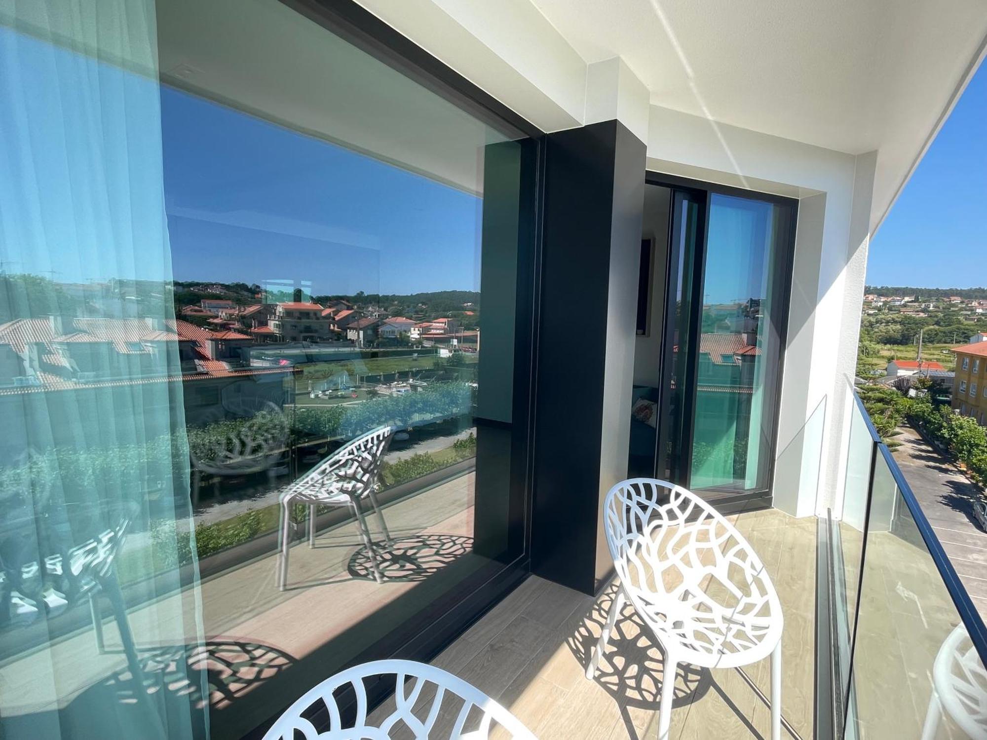 Hotel Delfin Azul Playa de la Lanzada ภายนอก รูปภาพ