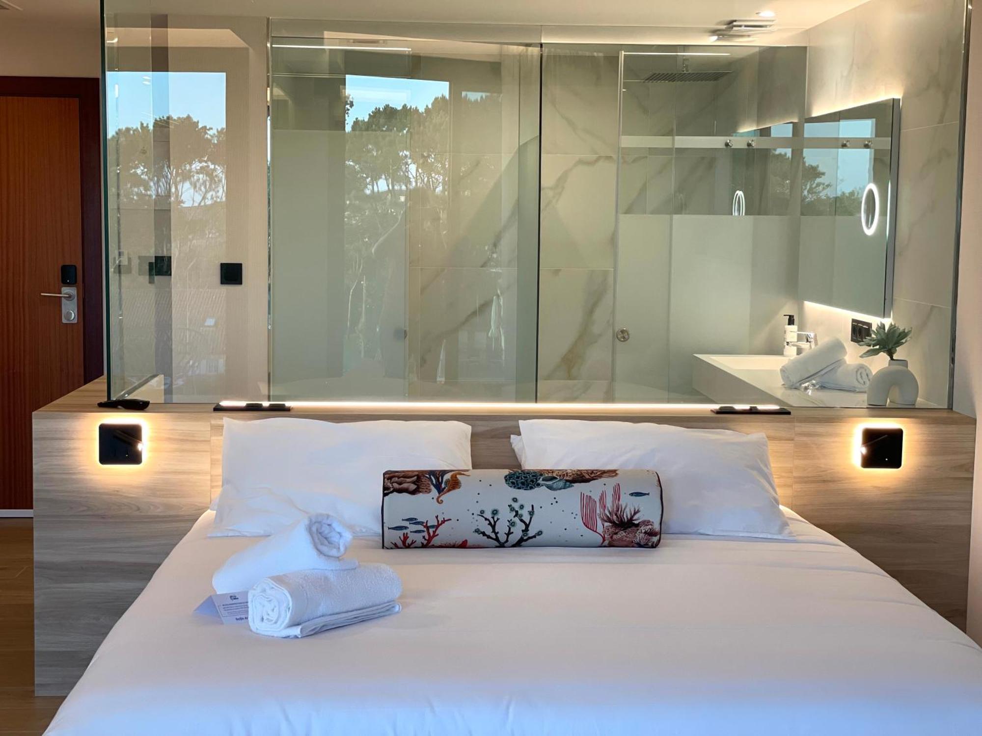Hotel Delfin Azul Playa de la Lanzada ภายนอก รูปภาพ