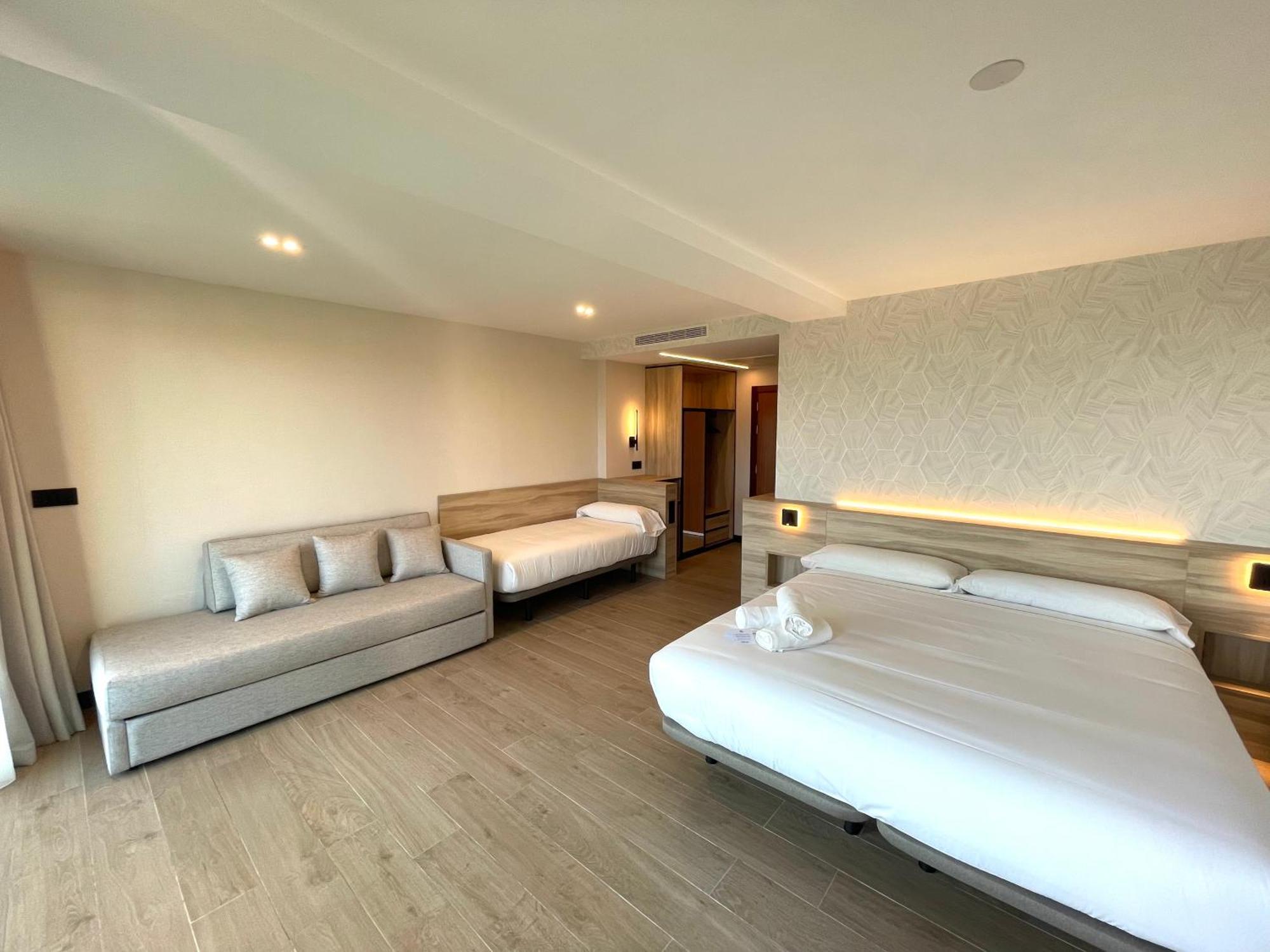Hotel Delfin Azul Playa de la Lanzada ภายนอก รูปภาพ